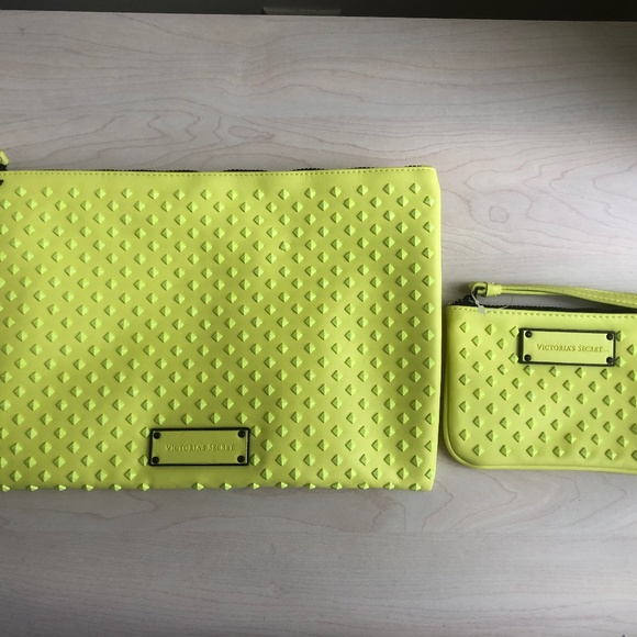 Victoria's Secret Handbags - Beautiful New Victoria’s Secret Yellow Wristlet Clutch & Matching Pouch
